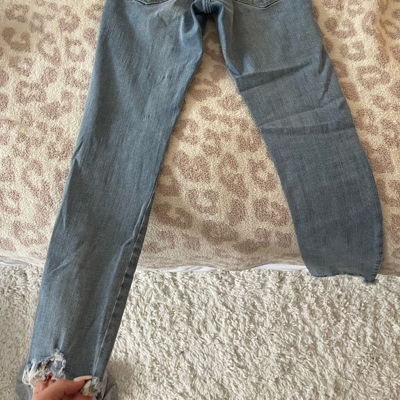 Zara jeans with red stripe - Picture 4 of 6
